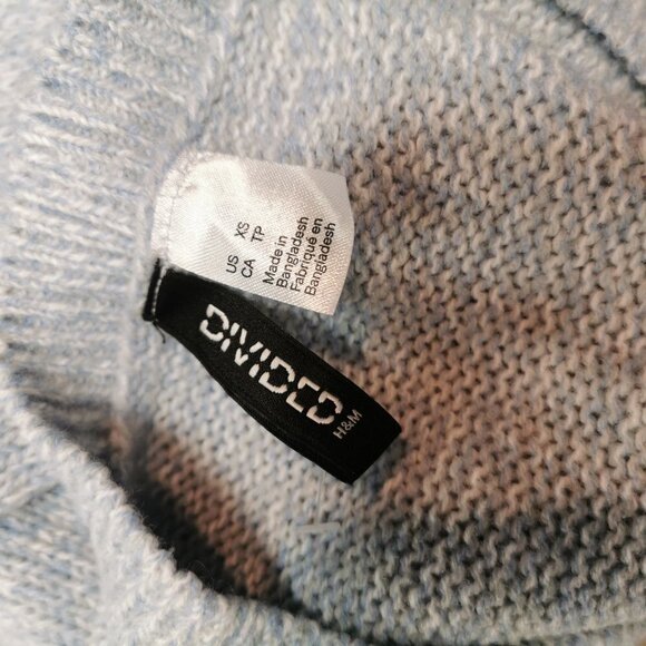 H&M Divided Knit Blue Sweater - Picture 4 of 4